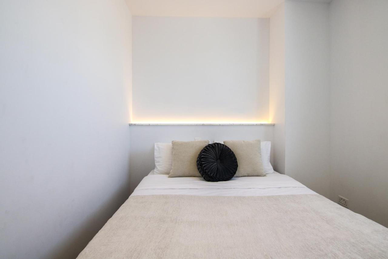 Phaedrus Living - Seaside Executive Flat Harbour 203 Appartement Paphos Buitenkant foto